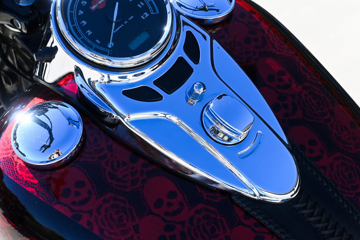 Softail® Cross Bones®