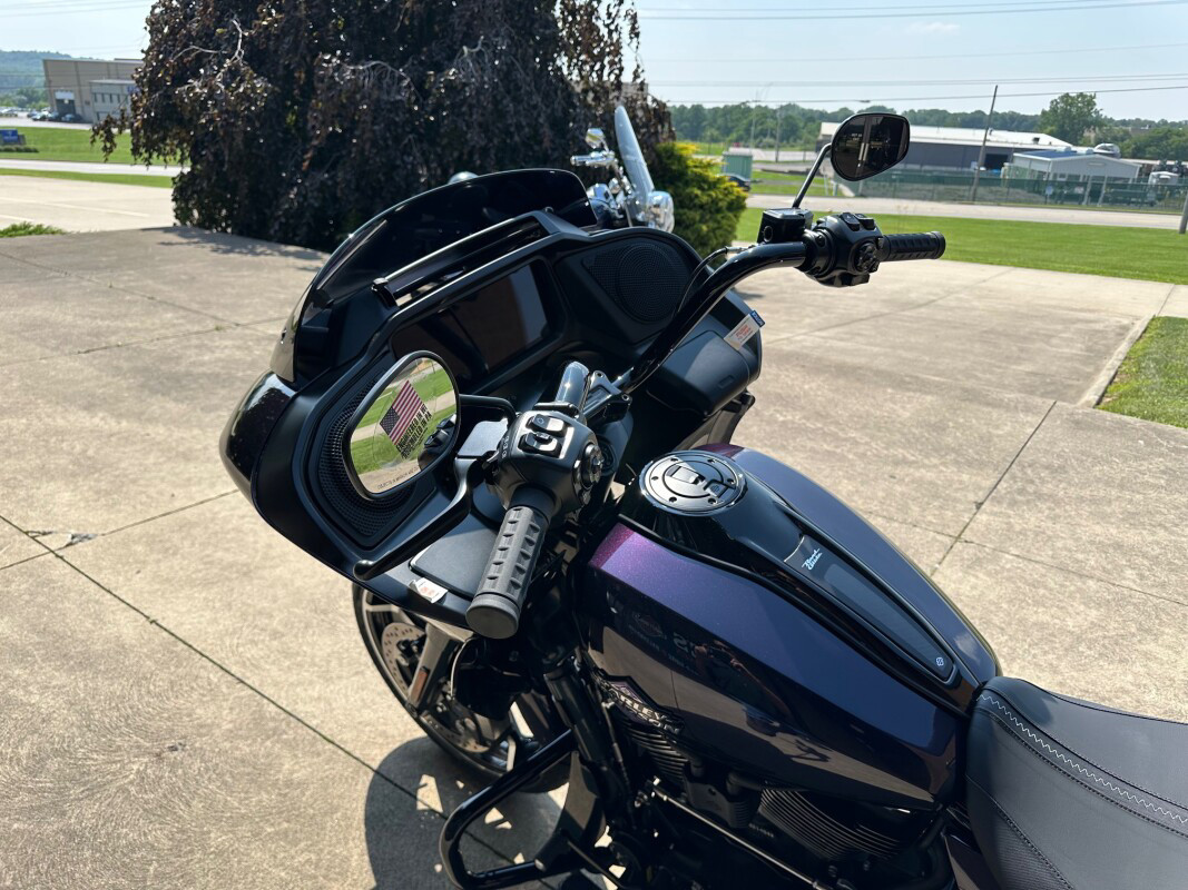 Road Glide®