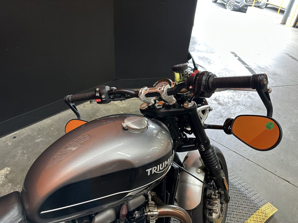 Speed Twin
