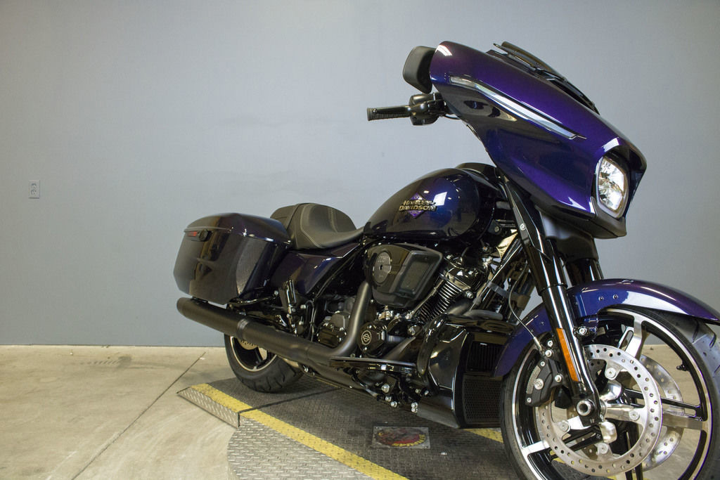 Street Glide®