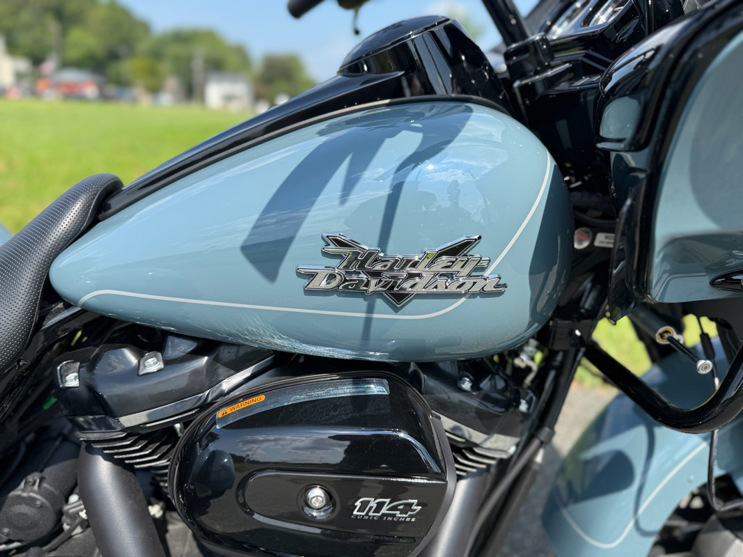Road Glide® 3