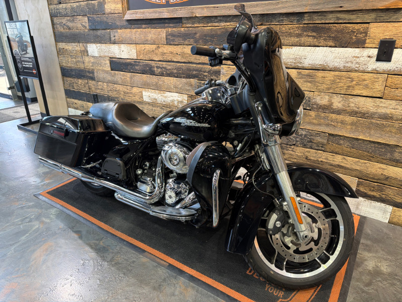 Street Glide®