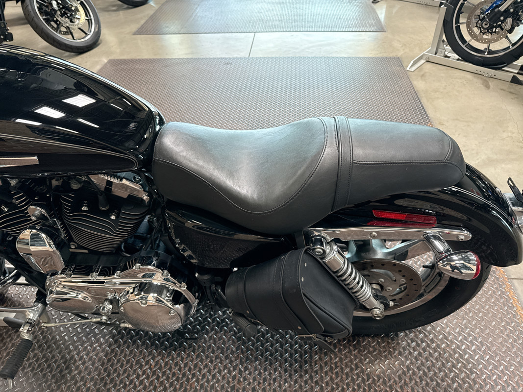 Sportster® 1200 Custom - H-D1 Factory Custom