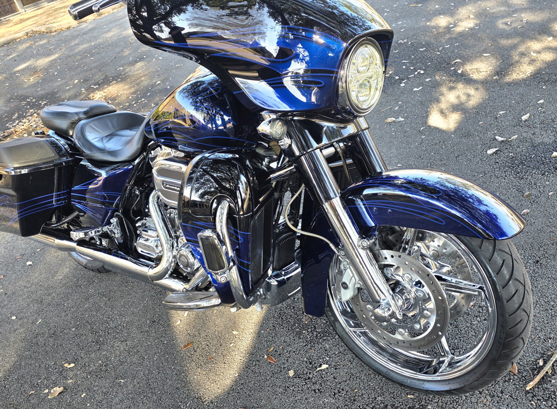 CVO® Street Glide®