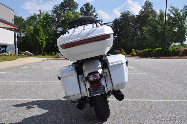 Street Glide® Limited