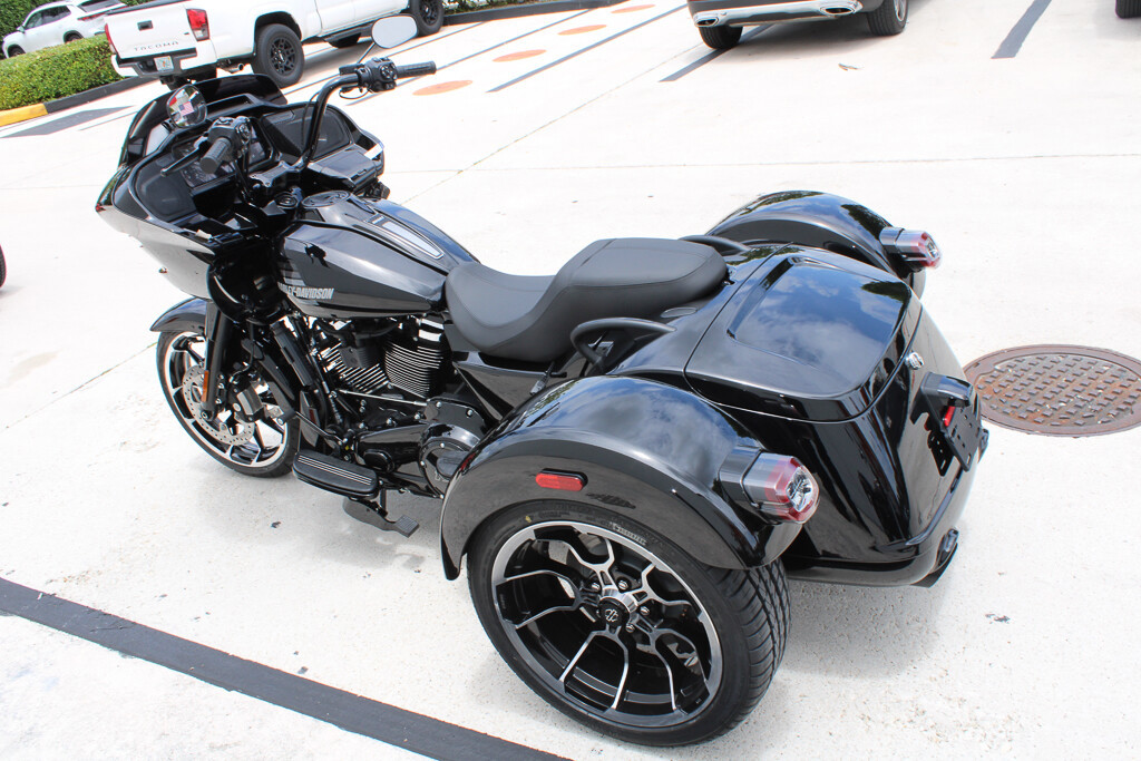 Road Glide® 3