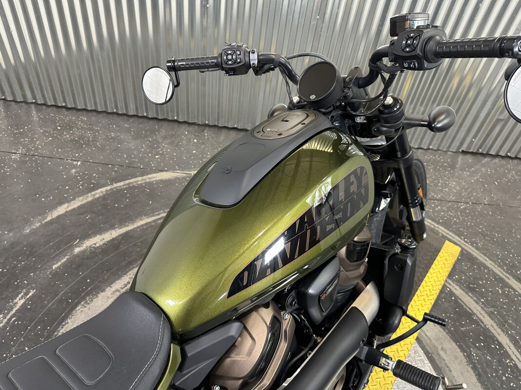 Sportster® S