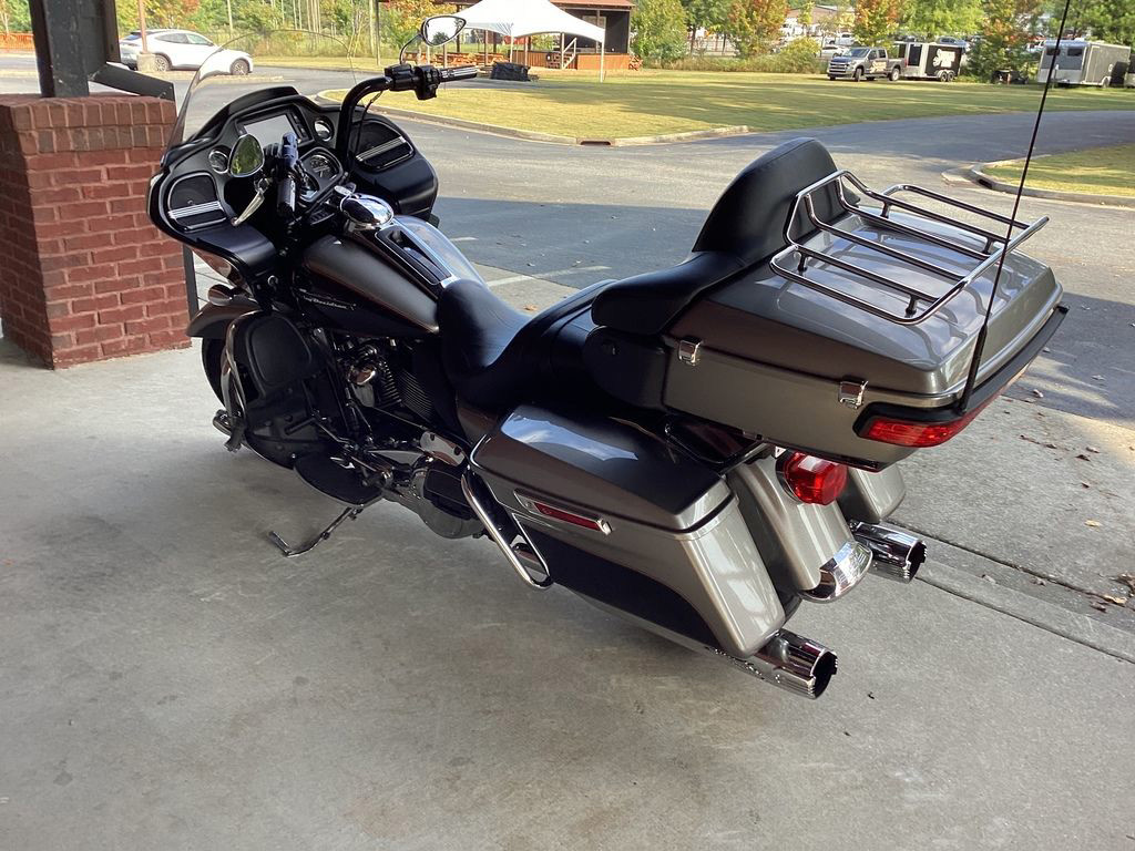 Road Glide® Ultra