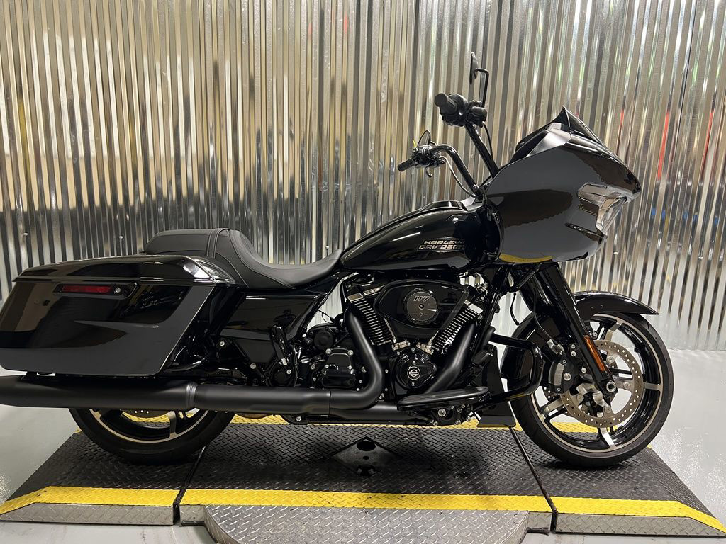 Road Glide®