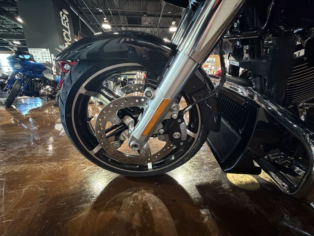 Road Glide®