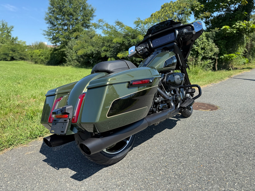 Street Glide®