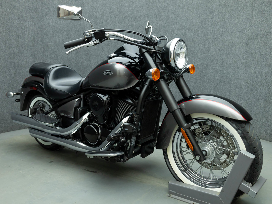 Vulcan® 900 Classic