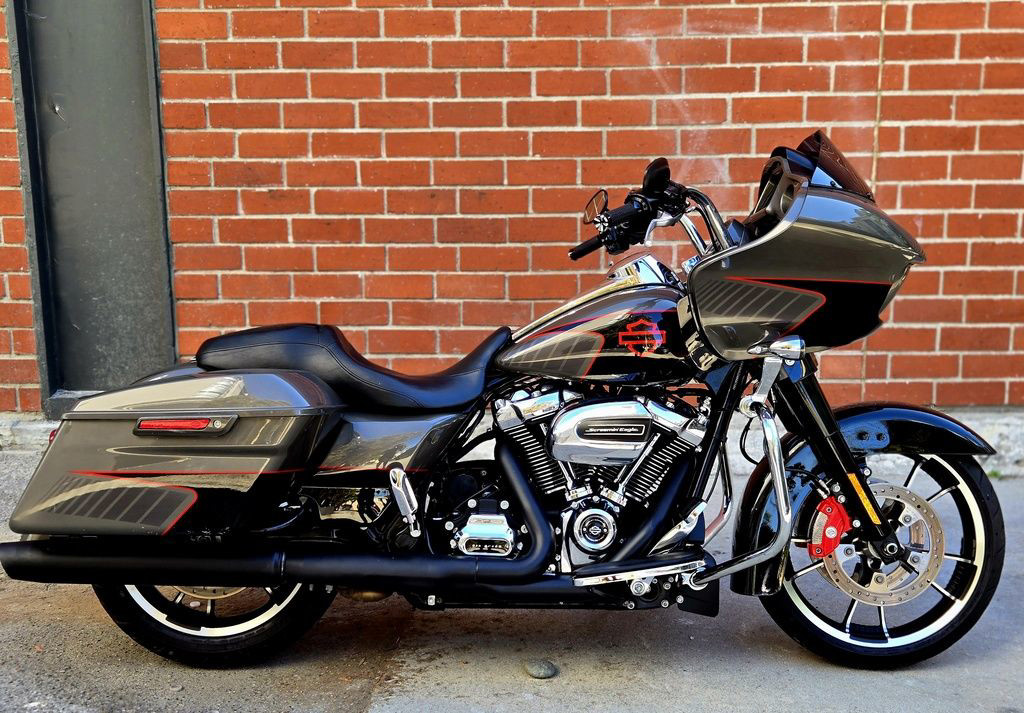 Road Glide®