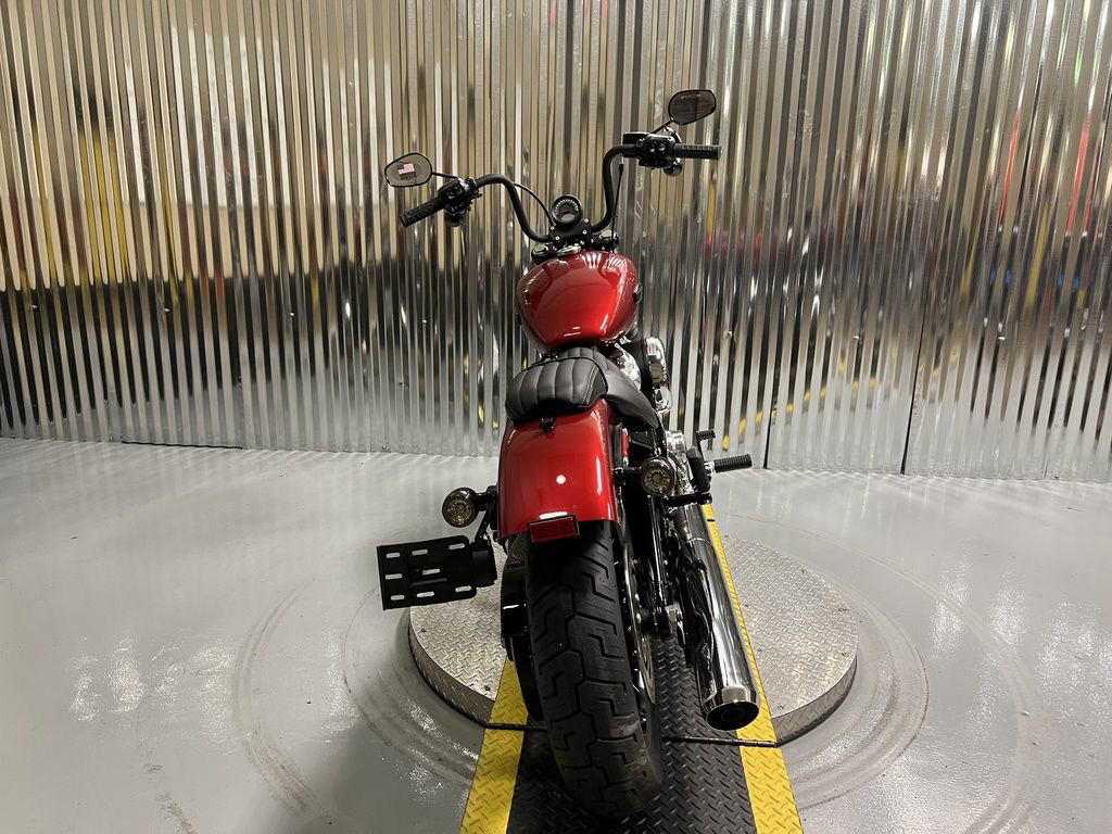 Street Bob®