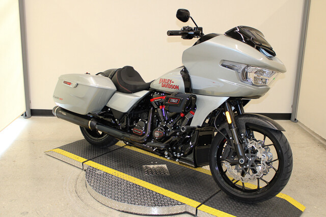 CVO® Road Glide® ST