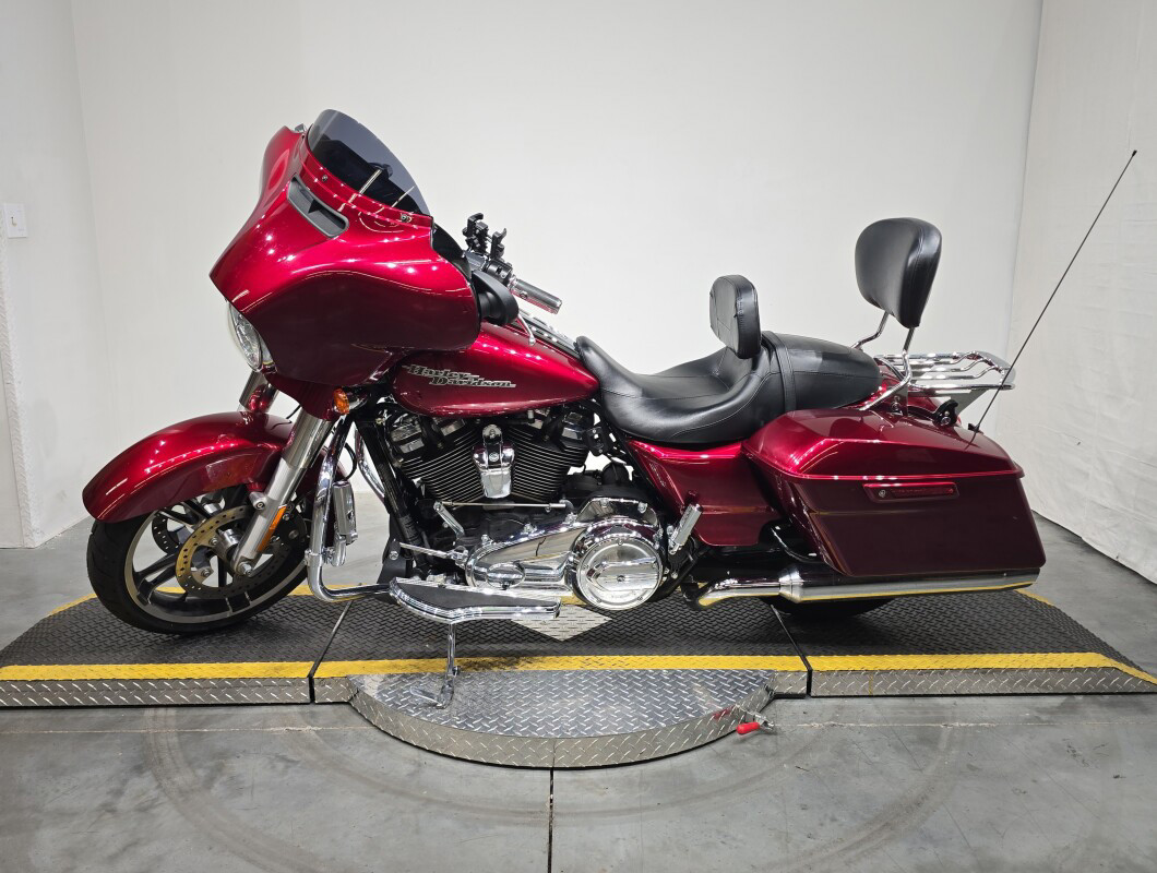 Street Glide® Special