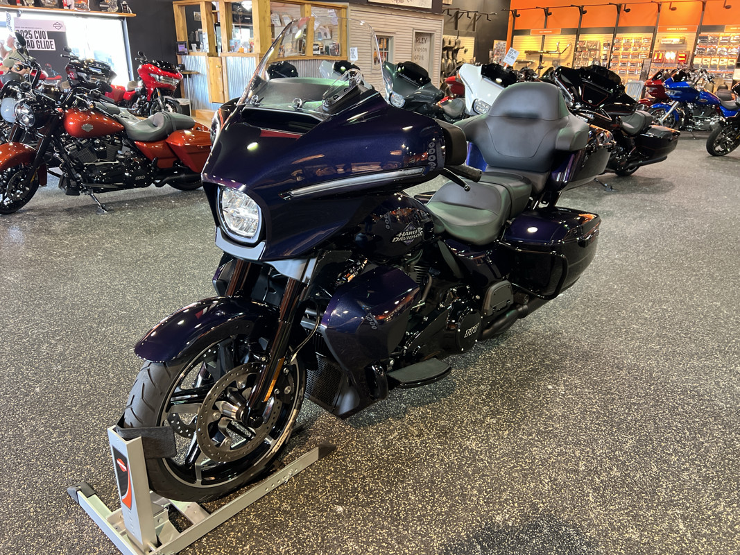 Street Glide® Ultra