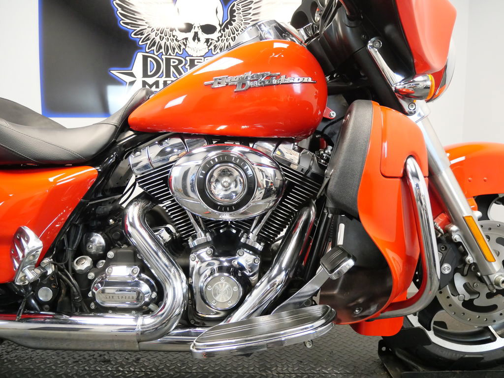 Street Glide®