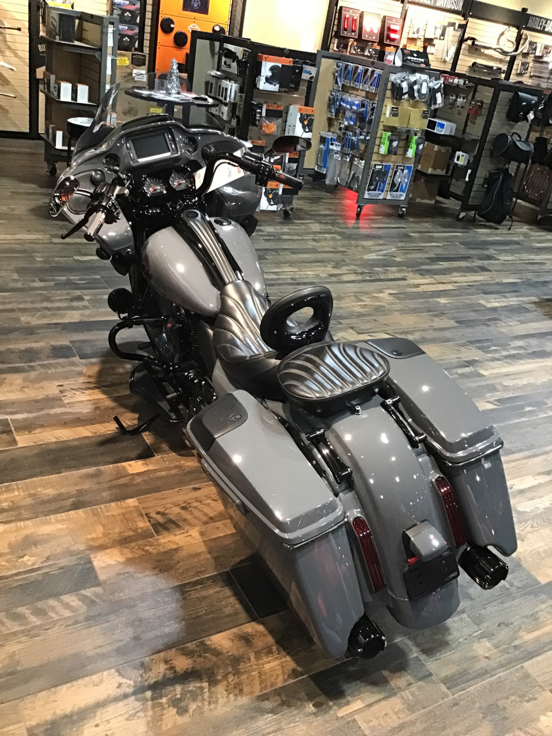 CVO® Road Glide®