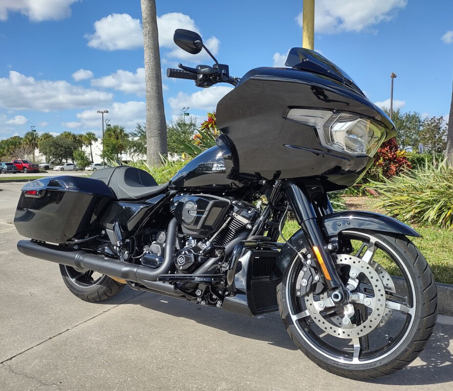 Road Glide®