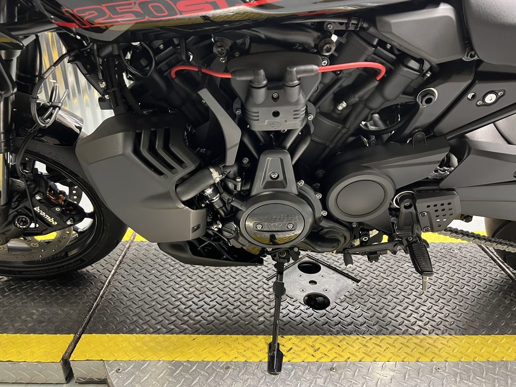 Pan America® 1250 ST
