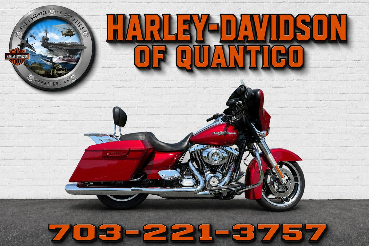Street Glide®