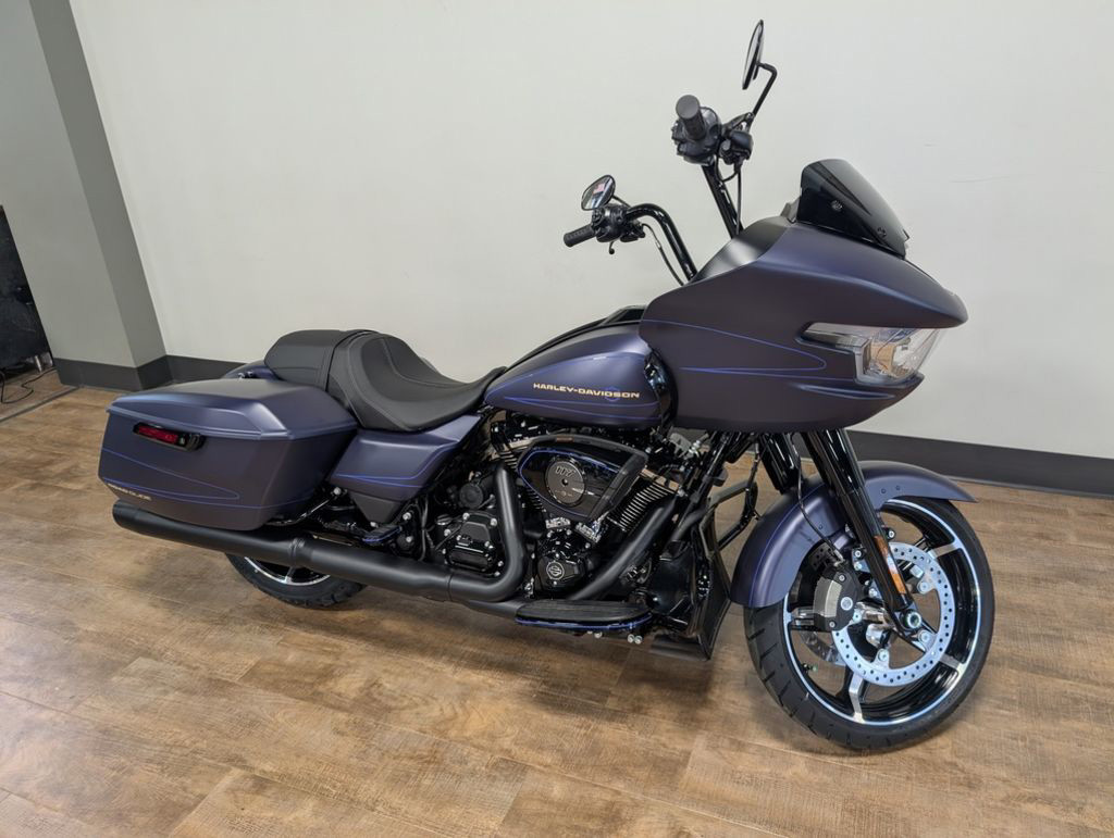 Road Glide®