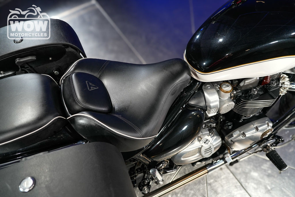 Bonneville Speedmaster