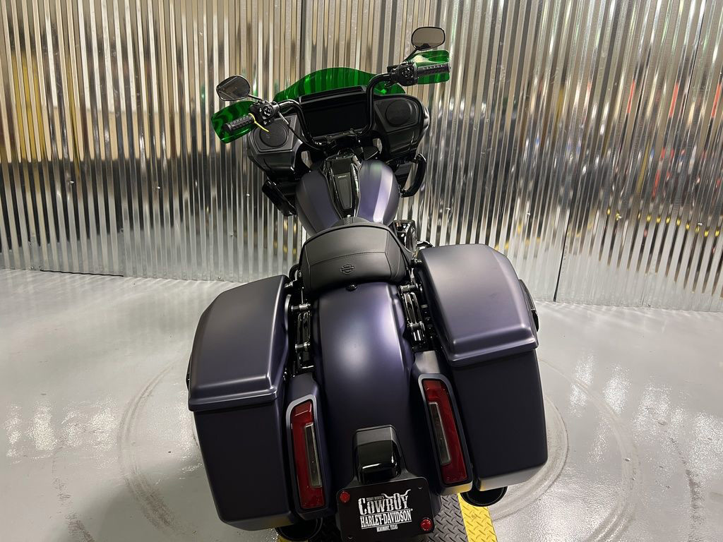 Road Glide®