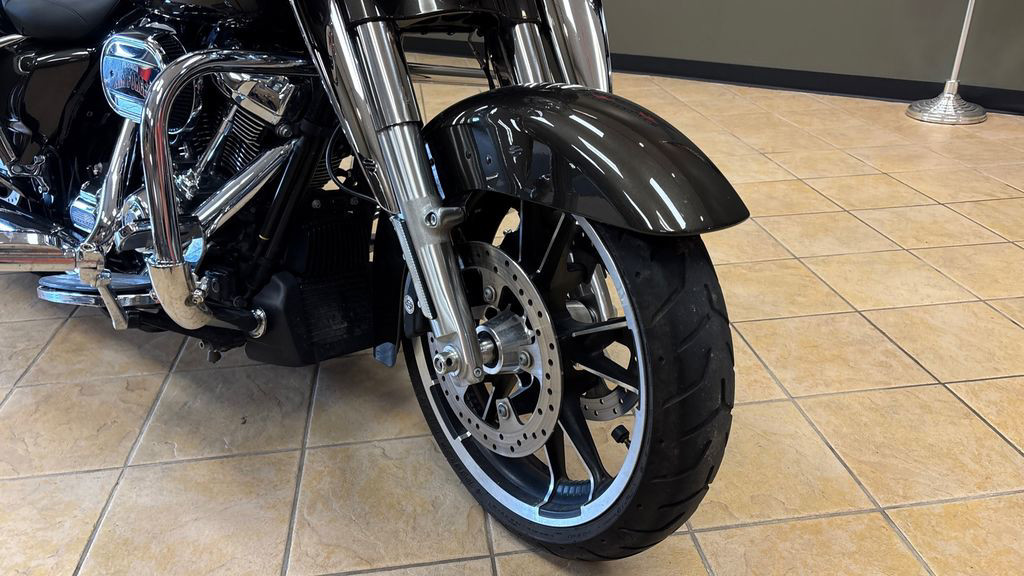 Street Glide®