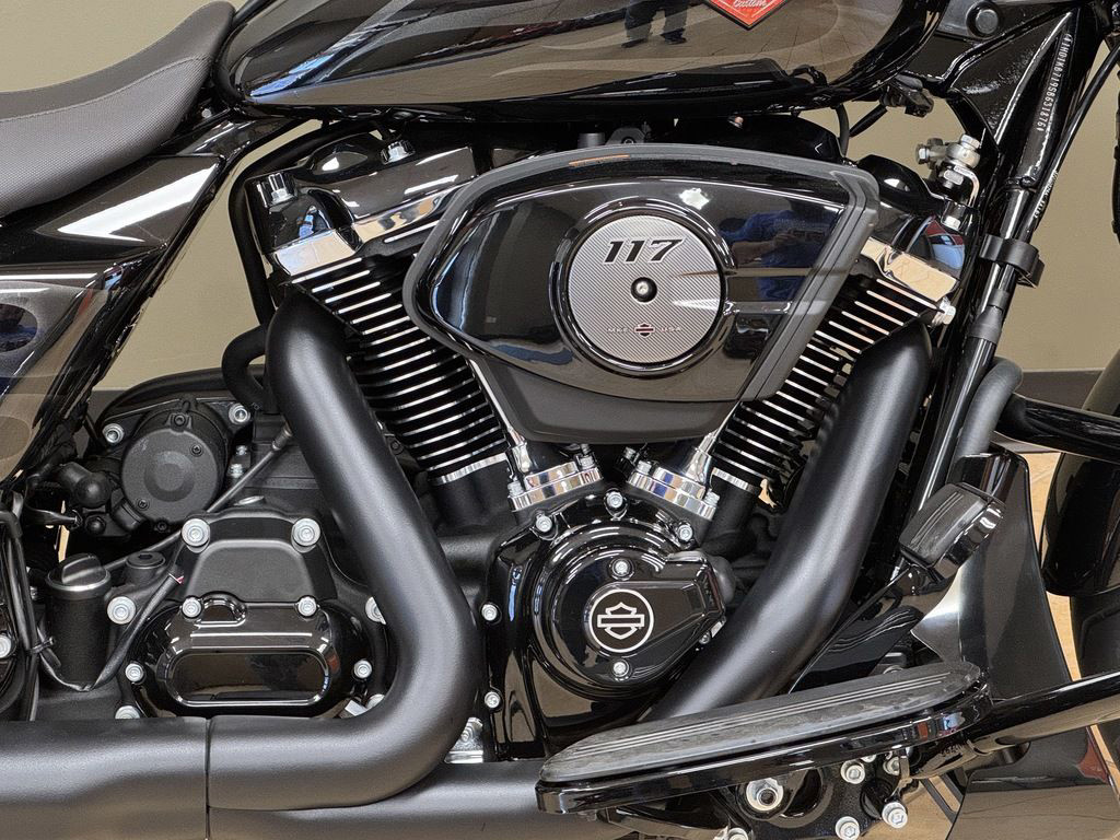 Street Glide®