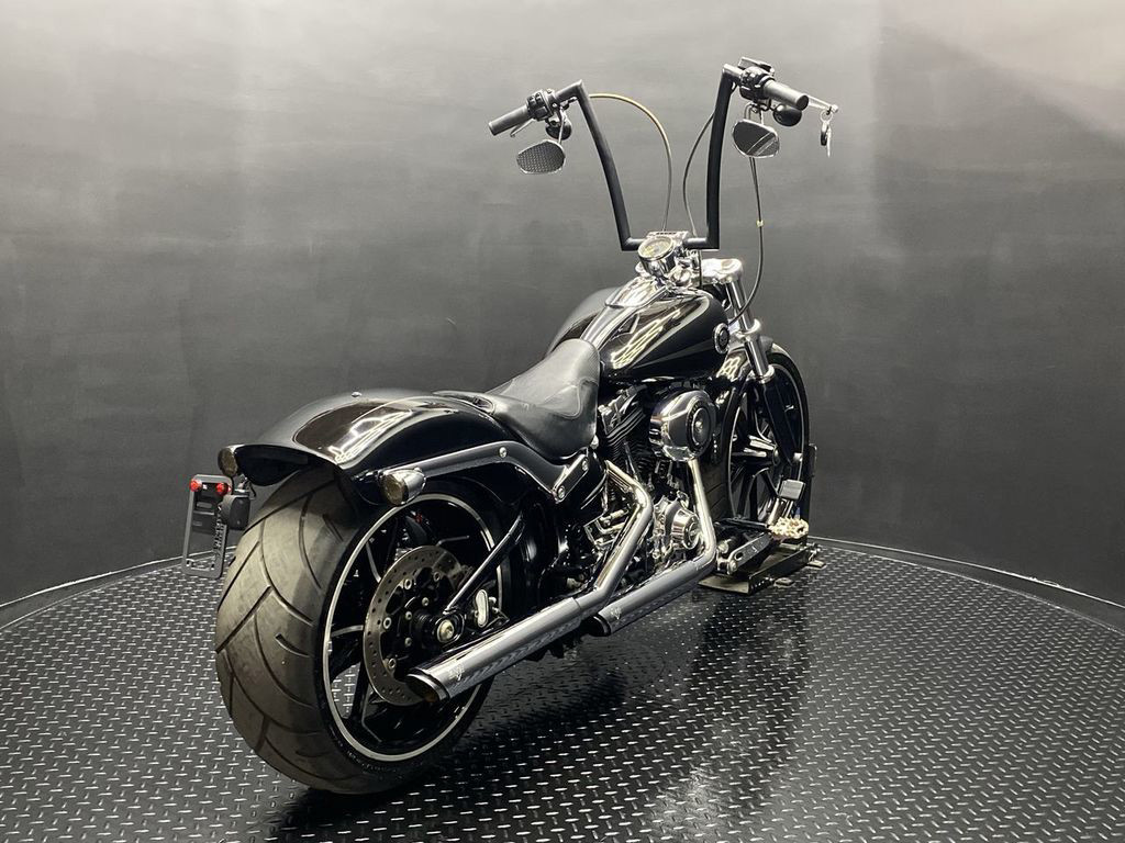 Softail® Breakout®