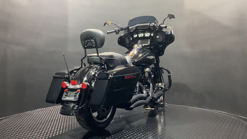 Street Glide® Special