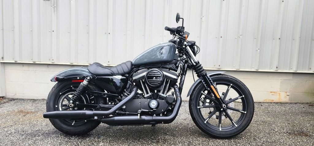 Iron 883®