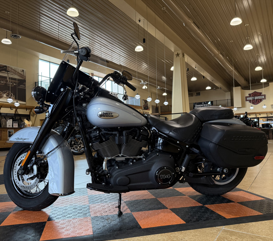 Heritage Classic 114