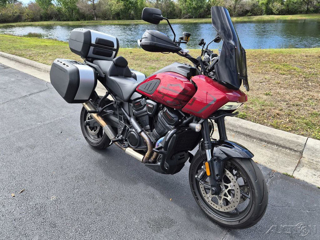 Pan America® 1250 ST