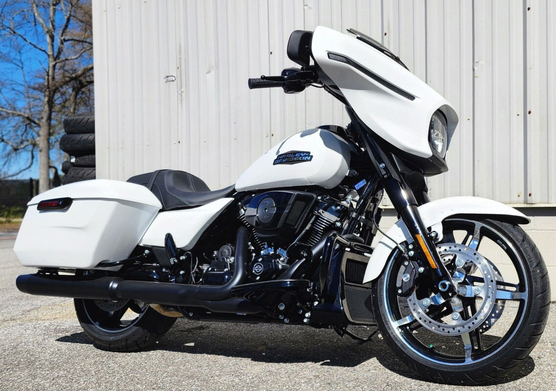 Street Glide®
