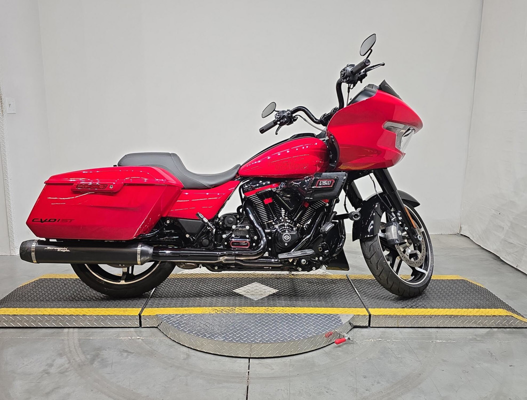 CVO® Road Glide® ST