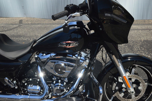 Street Glide®