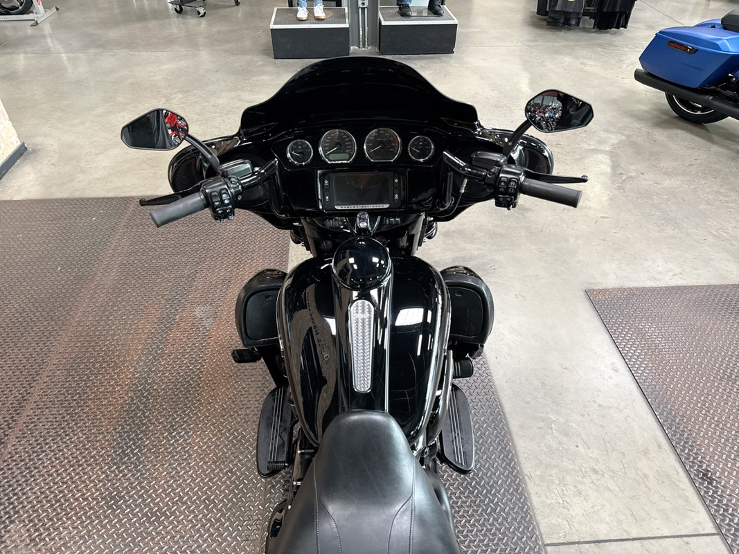 Street Glide® Special