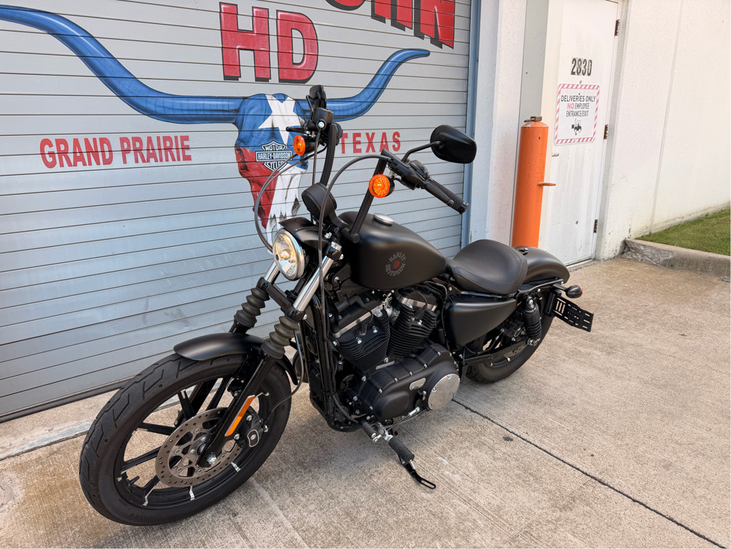 Iron 883®