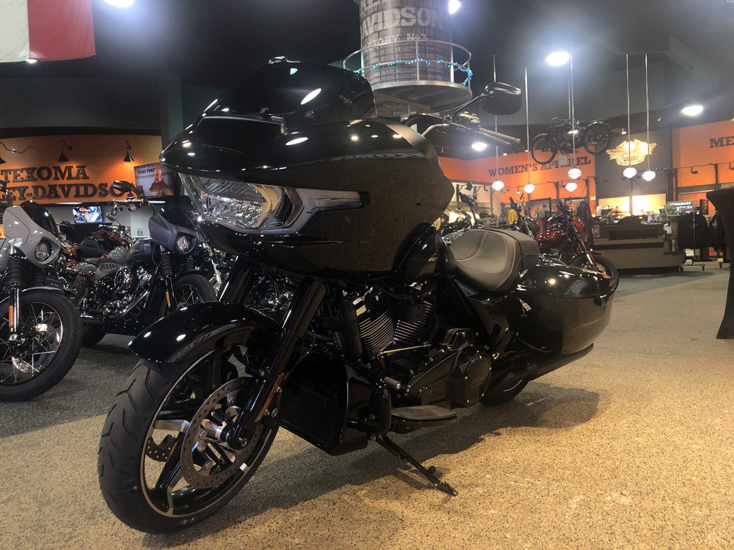 Road Glide®