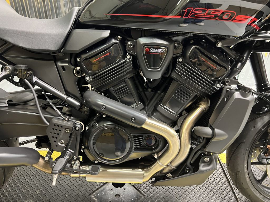 Pan America® 1250 ST
