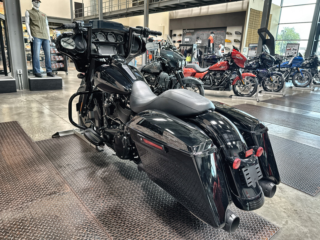 Street Glide® Special