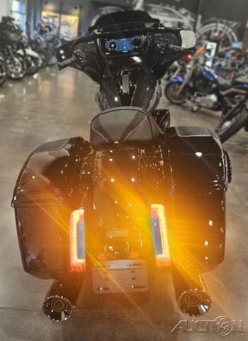 CVO® Street Glide®