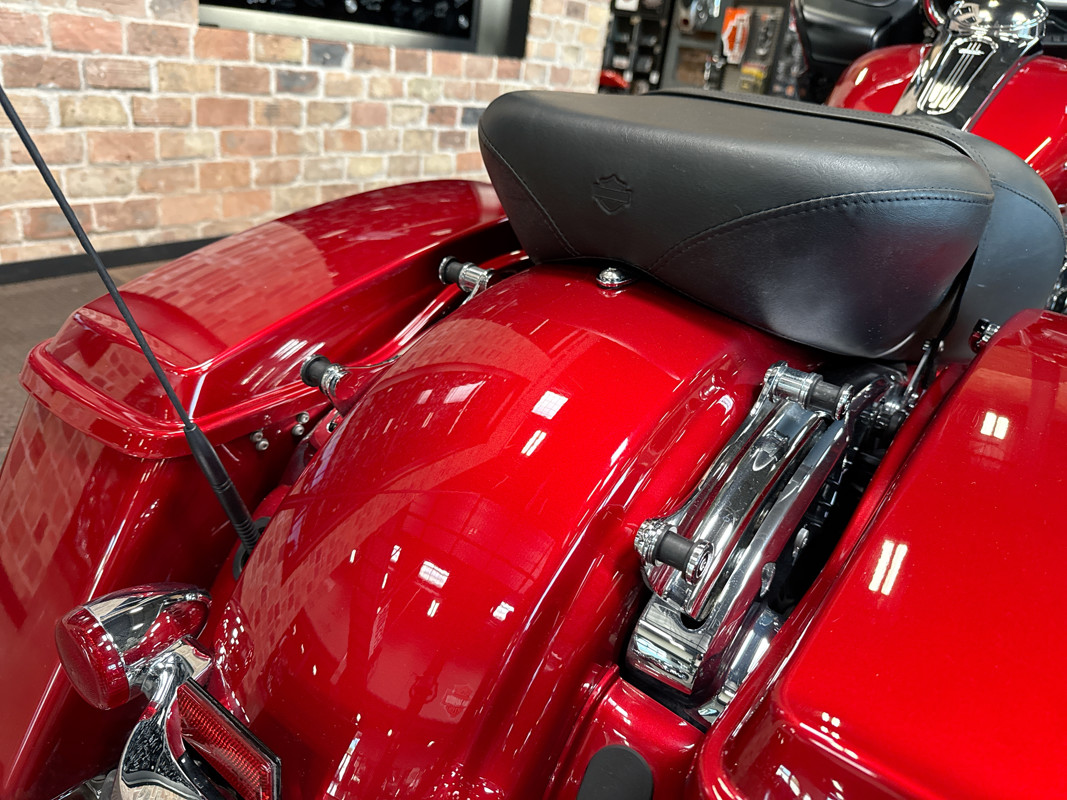 Road Glide®
