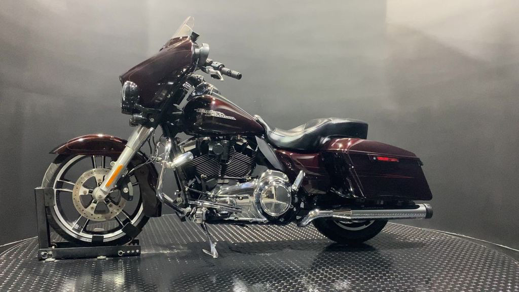 Street Glide® Special