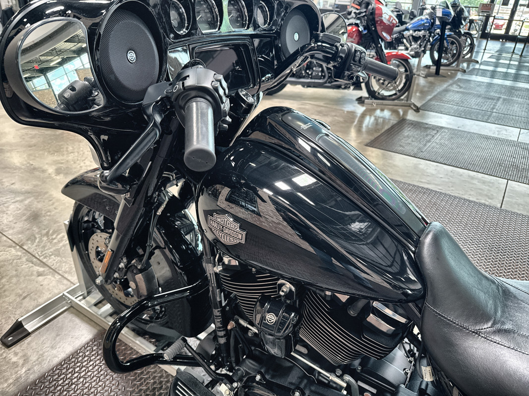 Street Glide® Special