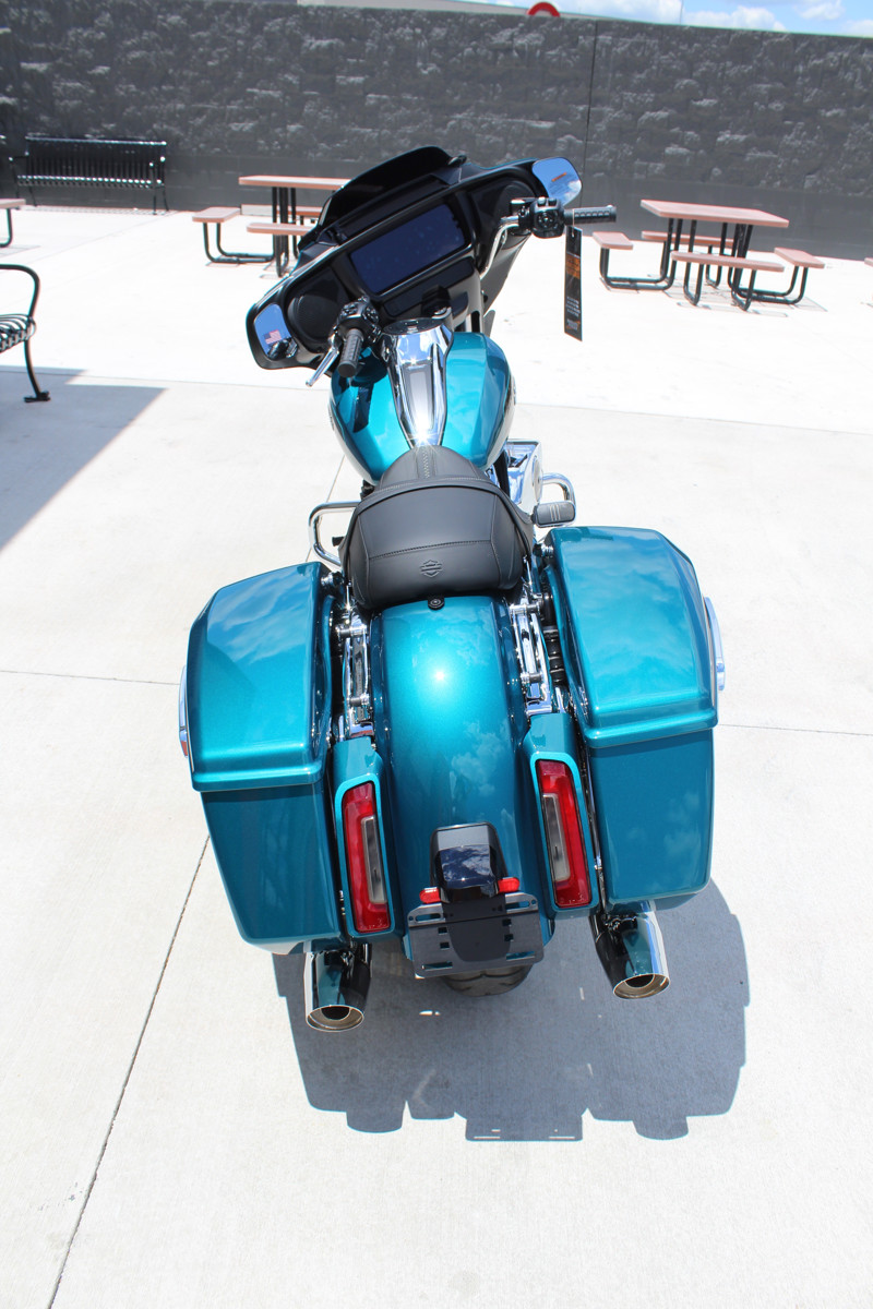 Street Glide®
