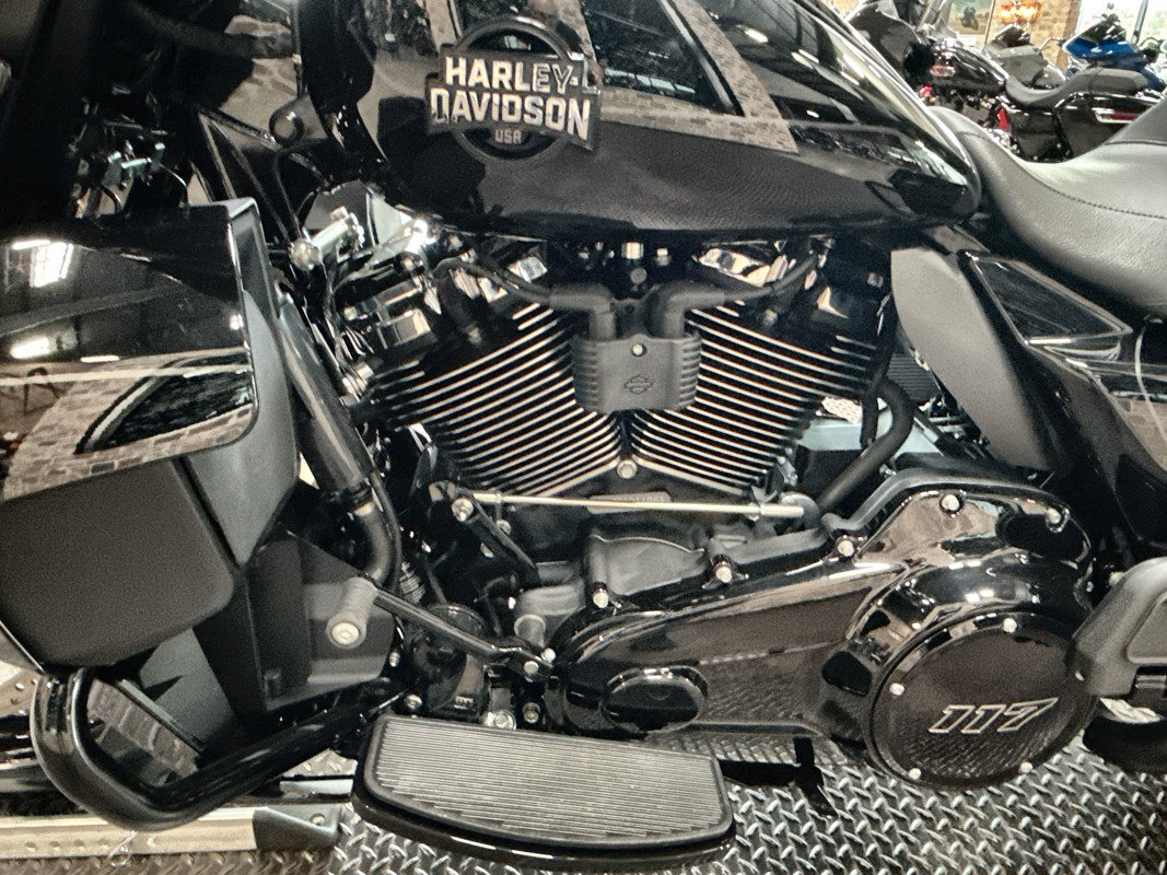 Street Glide® Ultra